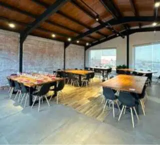 Sala de catas de vino en Bodegas Vertijana